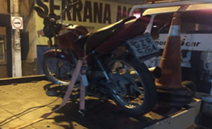 Motocicleta Furtada Recuperada Pela Pm Menor Apreendido Portal Amirt