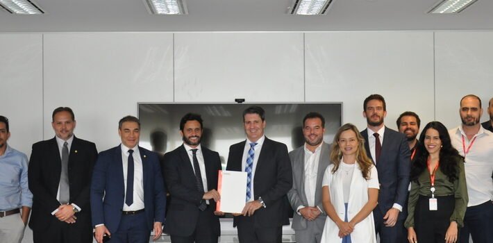 Governo de Minas firma acordo com empresa estatal Infra S.A