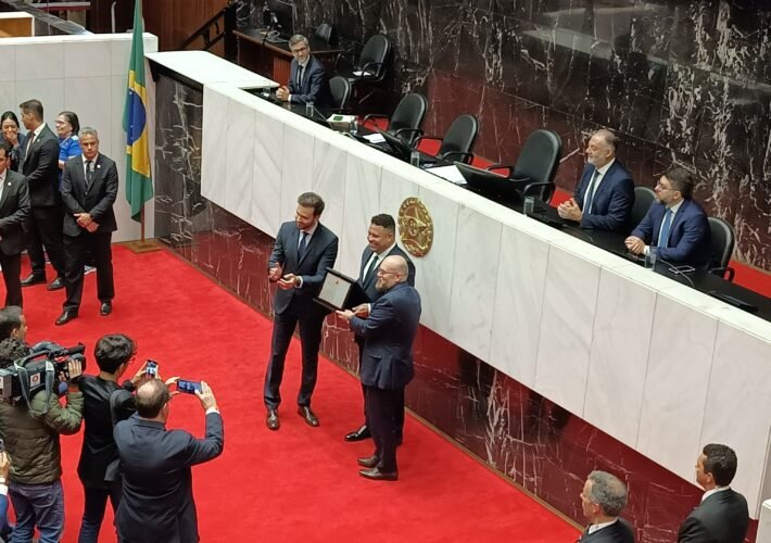 Ronaldo Fenômeno recebe o título de Cidadão Honorário de Minas Gerais