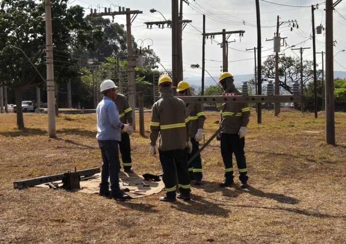 Cemig Agro define primeiras bases no interior de Minas e já prepara novos eletricistas para atuação